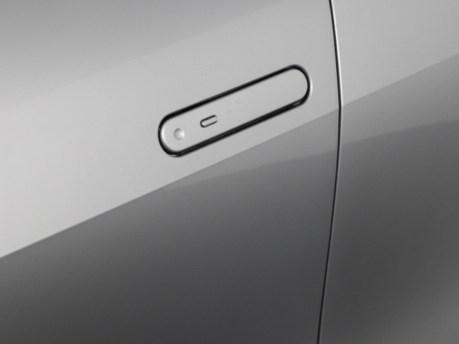 Toyota C-HR - 2.0 Plug-in Hybrid 220 Dynamic