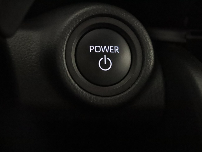 Toyota C-HR - 2.0 Plug-in Hybrid 220 Dynamic