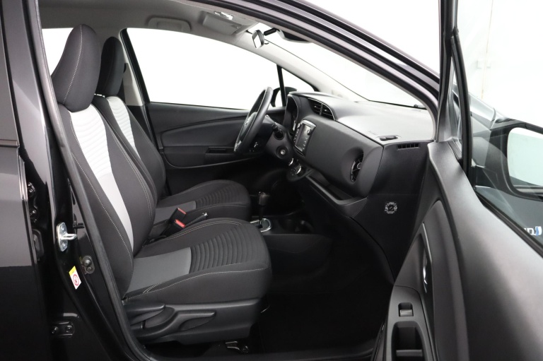 Toyota Yaris - 1.5 Hybrid Design 21