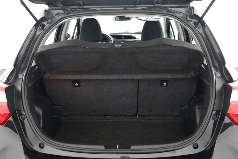 Toyota Yaris - 1.5 Hybrid Design 22