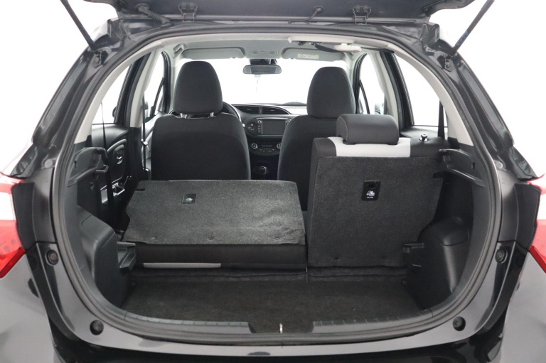 Toyota Yaris - 1.5 Hybrid Design 25