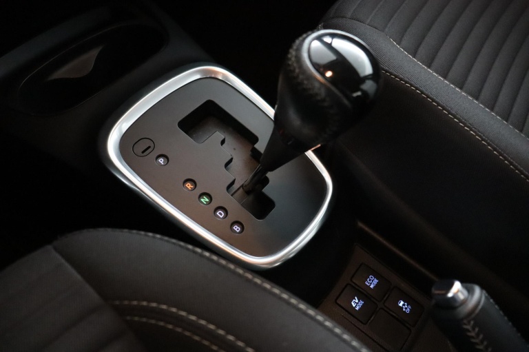 Toyota Yaris - 1.5 Hybrid Design 27