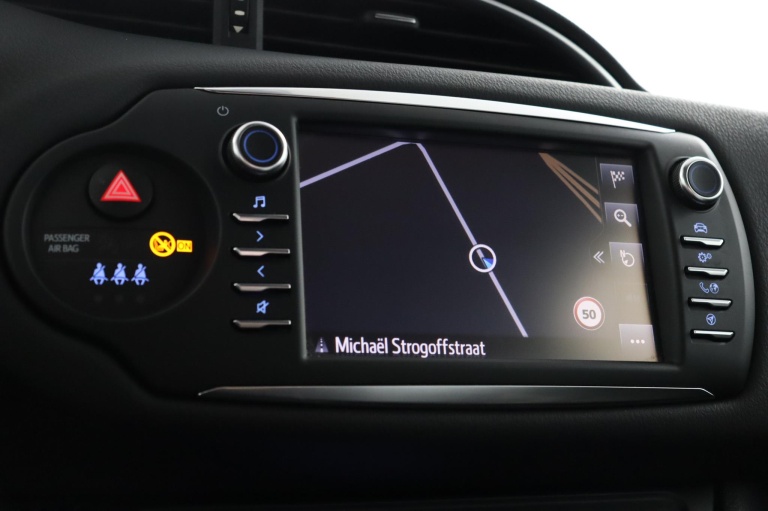 Toyota Yaris - 1.5 Hybrid Design 28