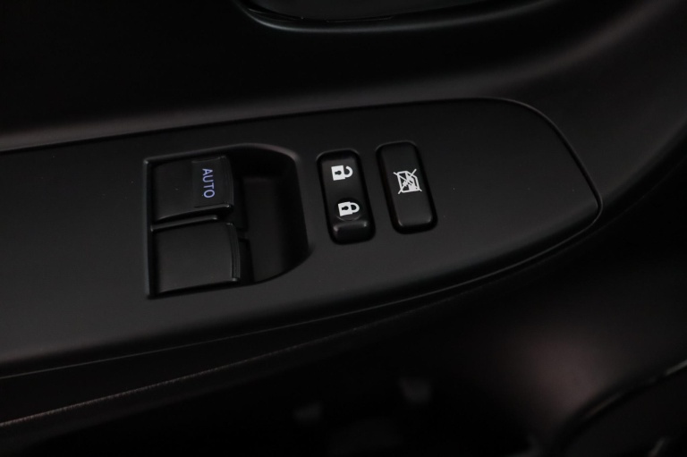 Toyota Yaris - 1.5 Hybrid Design 29