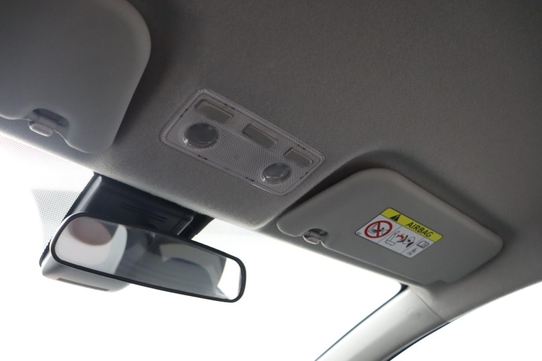 Toyota Yaris - 1.5 Hybrid Design 33