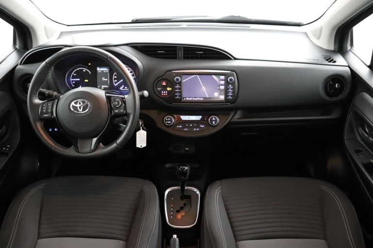 Toyota Yaris - 1.5 Hybrid Design 4