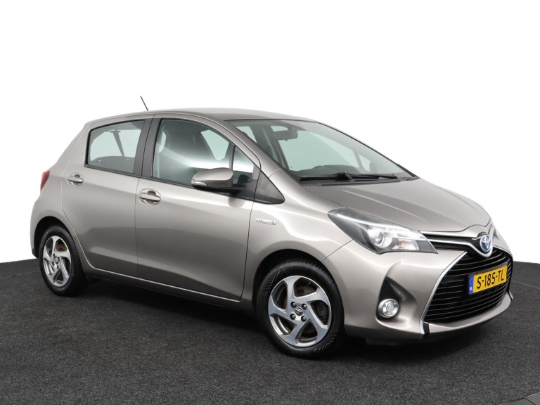 Toyota Yaris - 1.5 Hybrid Lease 13