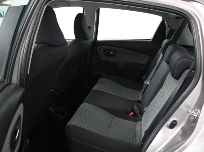 Toyota Yaris - 1.5 Hybrid Lease