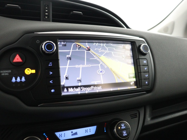 Toyota Yaris - 1.5 Hybrid Lease