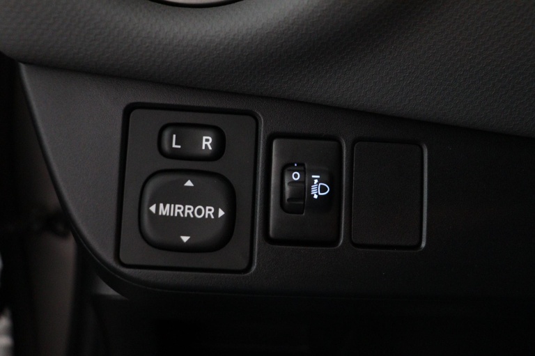 Toyota Yaris - 1.5 Hybrid Lease 27