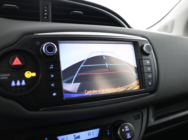 Toyota Yaris - 1.5 Hybrid Lease