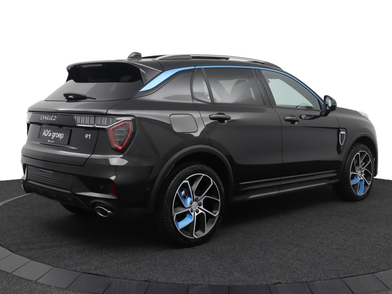 Lynk & Co 01 - 1.5 More 2