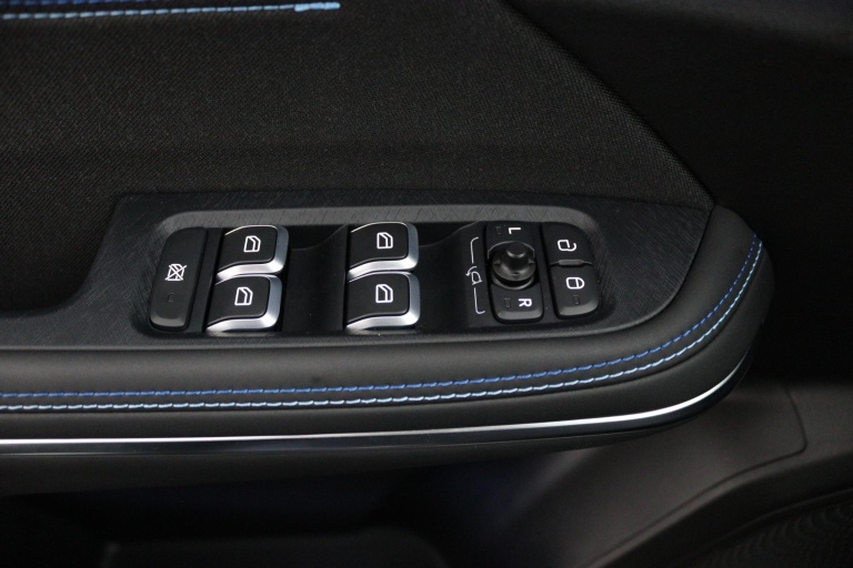 Lynk & Co 01 - 1.5 More 23