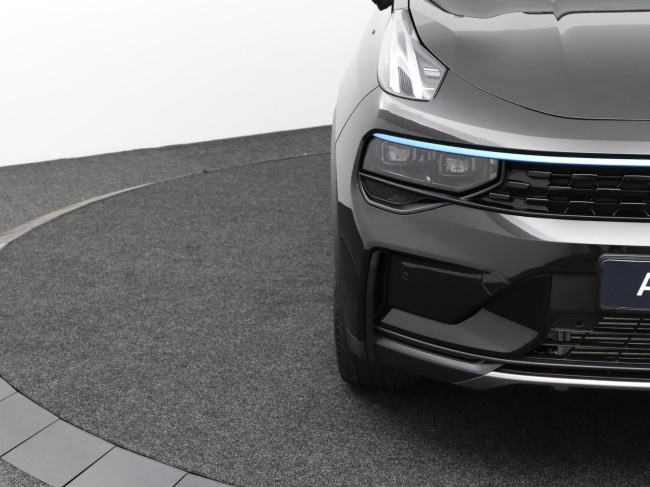 Lynk & Co 01 - 1.5 More