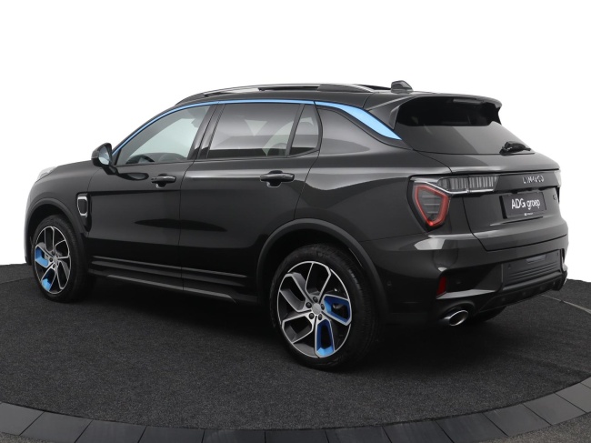 Lynk & Co 01 - 1.5 More