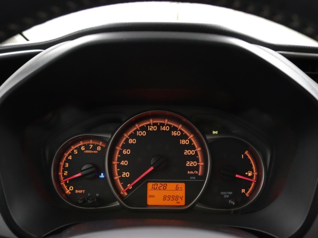 Toyota Yaris - 1.3 VVT-i Aspiration