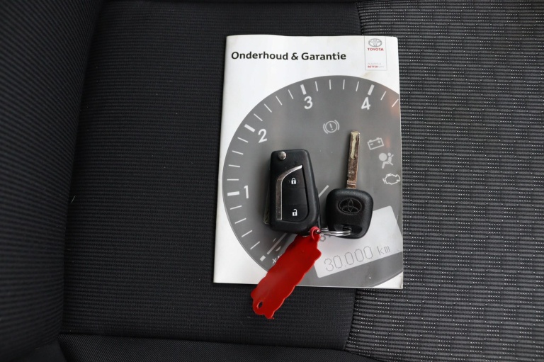 Toyota Yaris - 1.3 VVT-i Aspiration 22