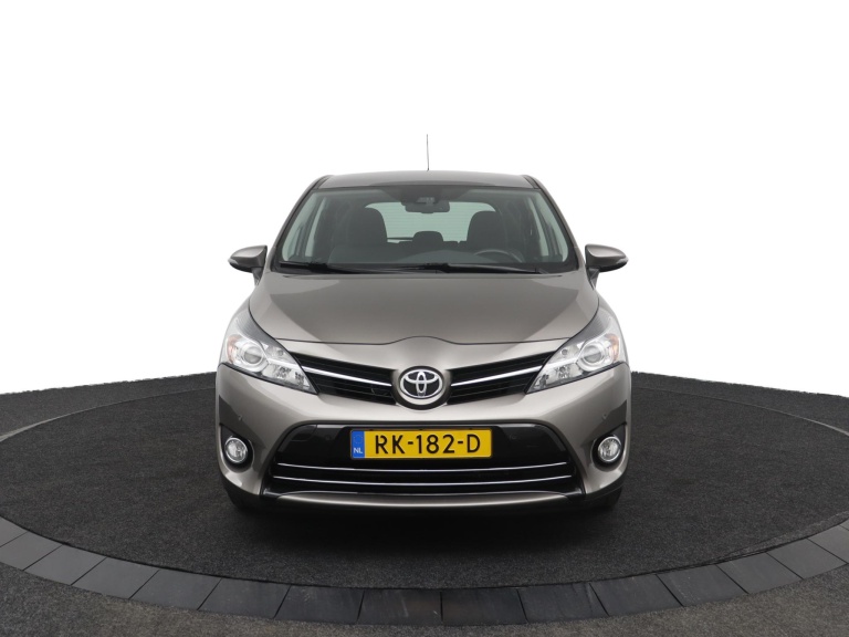 Toyota Verso - 1.8 VVT-i SkyView Edition 16
