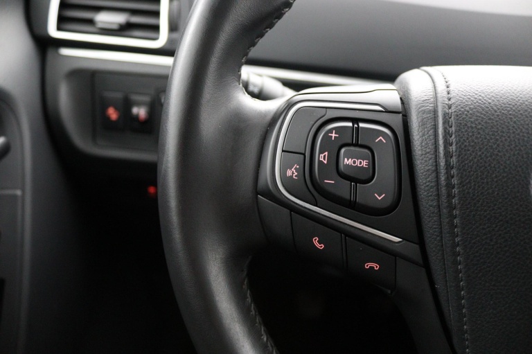 Toyota Verso - 1.8 VVT-i SkyView Edition 19