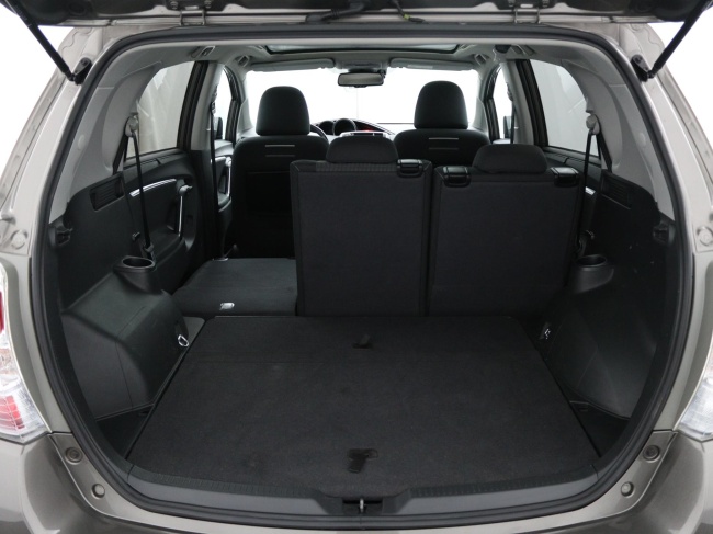 Toyota Verso - 1.8 VVT-i SkyView Edition
