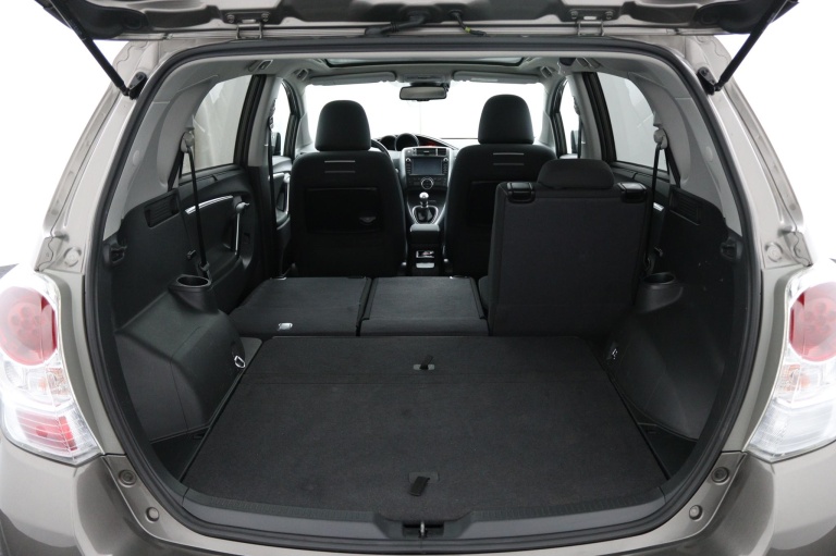 Toyota Verso - 1.8 VVT-i SkyView Edition 25