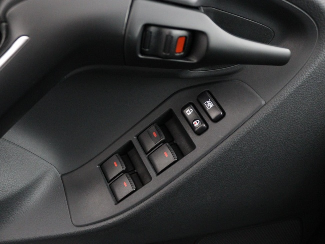 Toyota Verso - 1.8 VVT-i SkyView Edition