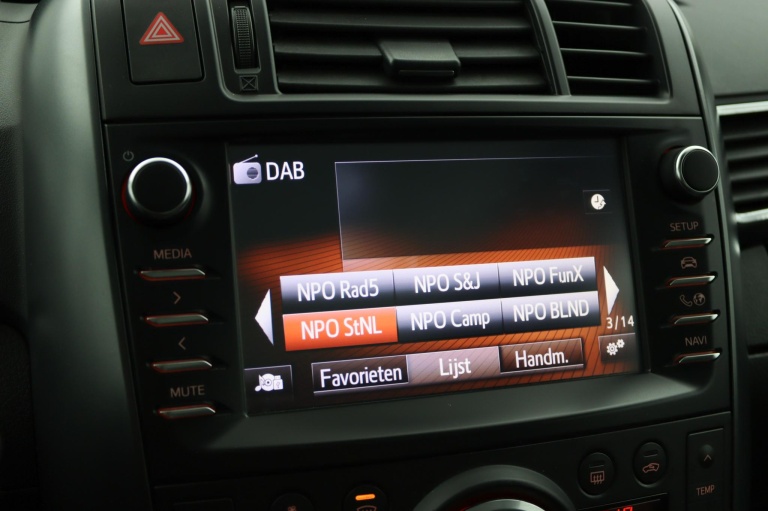 Toyota Verso - 1.8 VVT-i SkyView Edition 42