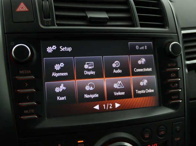 Toyota Verso - 1.8 VVT-i SkyView Edition