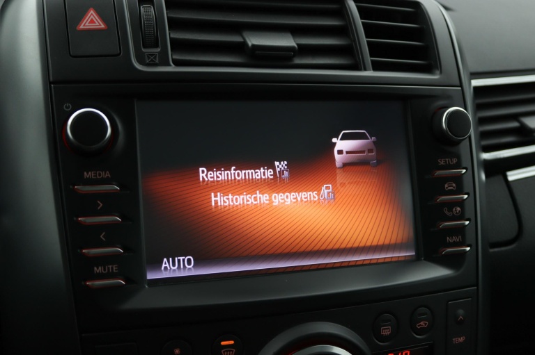 Toyota Verso - 1.8 VVT-i SkyView Edition 44