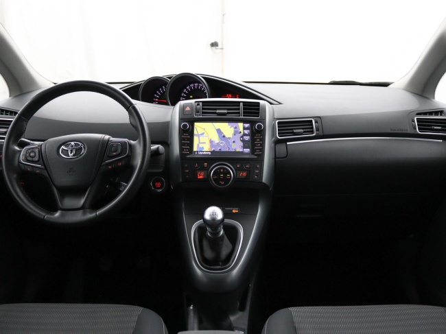 Toyota Verso - 1.8 VVT-i SkyView Edition