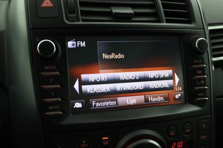 Toyota Verso - 1.8 VVT-i SkyView Edition 8