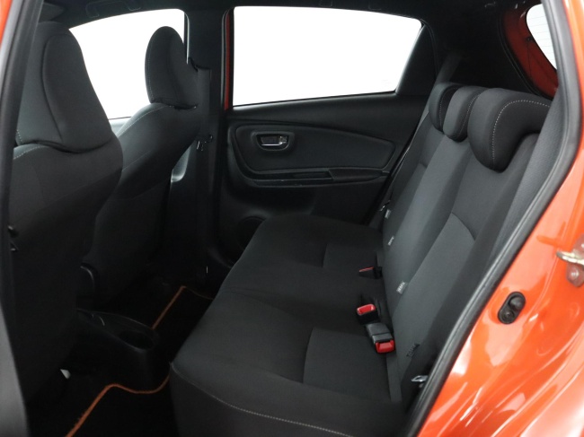 Toyota Yaris - 1.3 VVT-i Orange Sport
