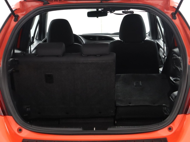Toyota Yaris - 1.3 VVT-i Orange Sport