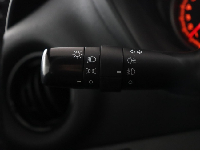 Toyota Yaris - 1.3 VVT-i Orange Sport