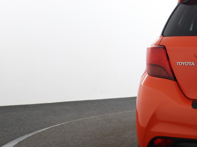 Toyota Yaris - 1.3 VVT-i Orange Sport