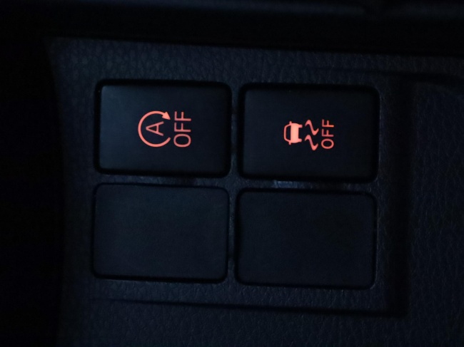 Toyota Yaris - 1.3 VVT-i Orange Sport