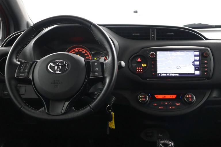 Toyota Yaris - 1.3 VVT-i Orange Sport 49