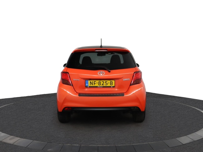 Toyota Yaris - 1.3 VVT-i Orange Sport