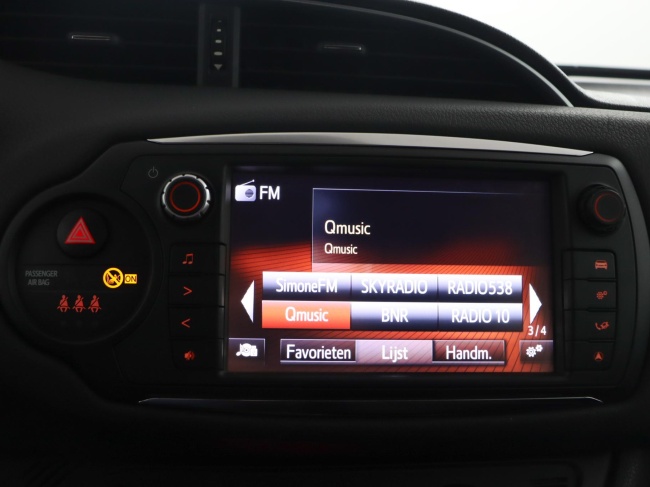 Toyota Yaris - 1.3 VVT-i Orange Sport