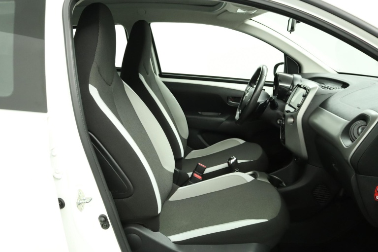 Toyota Aygo - 1.0 VVT-i x-cite 22