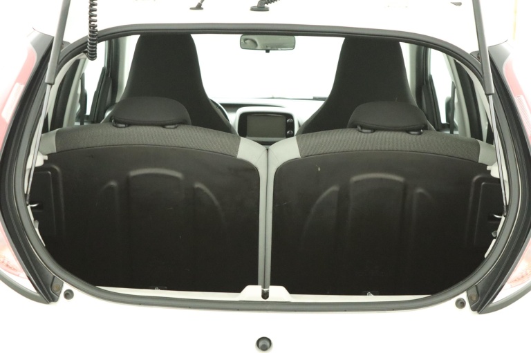 Toyota Aygo - 1.0 VVT-i x-cite 23