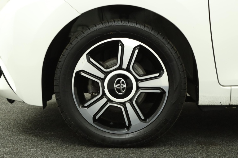 Toyota Aygo - 1.0 VVT-i x-cite 37