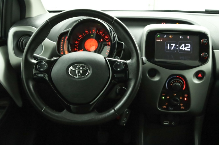 Toyota Aygo - 1.0 VVT-i x-cite 59