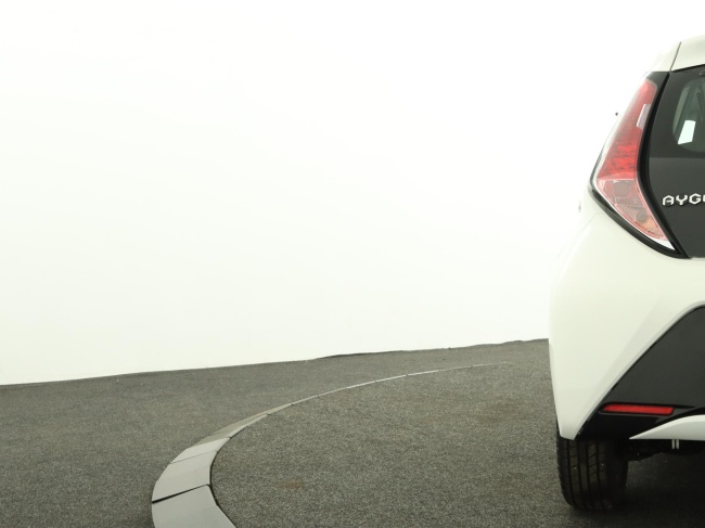 Toyota Aygo - 1.0 VVT-i x-cite