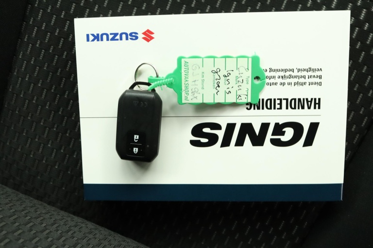 Suzuki Ignis - 1.2 Smart Hybrid Style 11