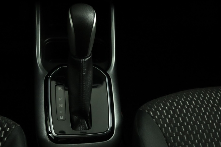 Suzuki Ignis - 1.2 Smart Hybrid Style 27