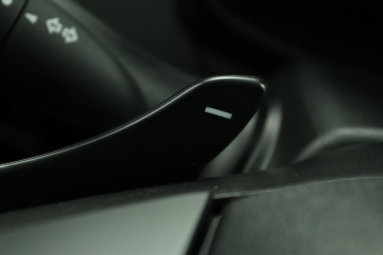 Suzuki Ignis - 1.2 Smart Hybrid Style 46