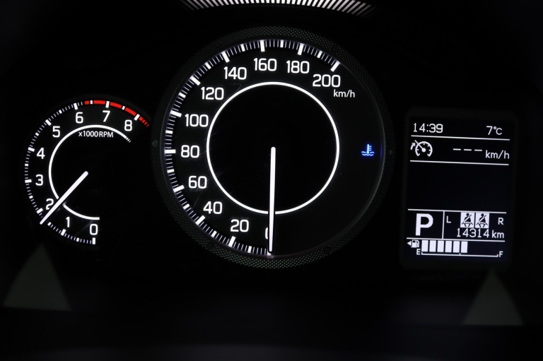 Suzuki Ignis - 1.2 Smart Hybrid Style 6