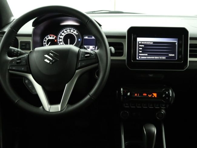 Suzuki Ignis - 1.2 Smart Hybrid Style