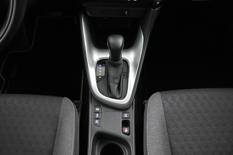 Toyota Yaris - 1.5 Hybrid Dynamic 23